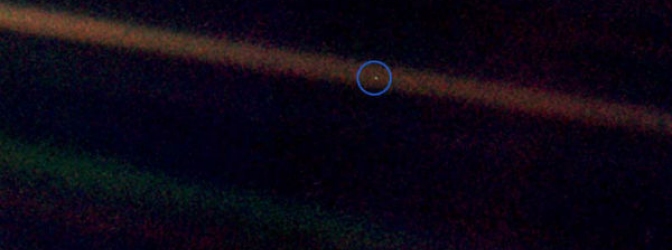 PaleBlueDot-.jpg