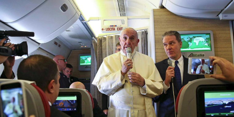 Pope speaks on nuclear weapons January 2018.png