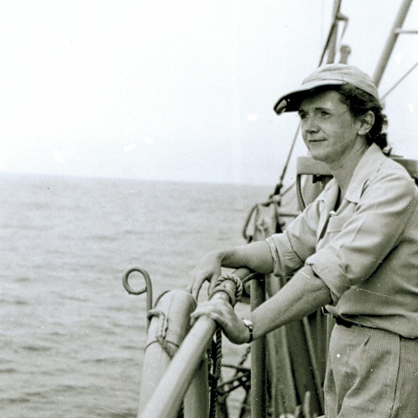 RACHEL CARSON - 1949.jpg