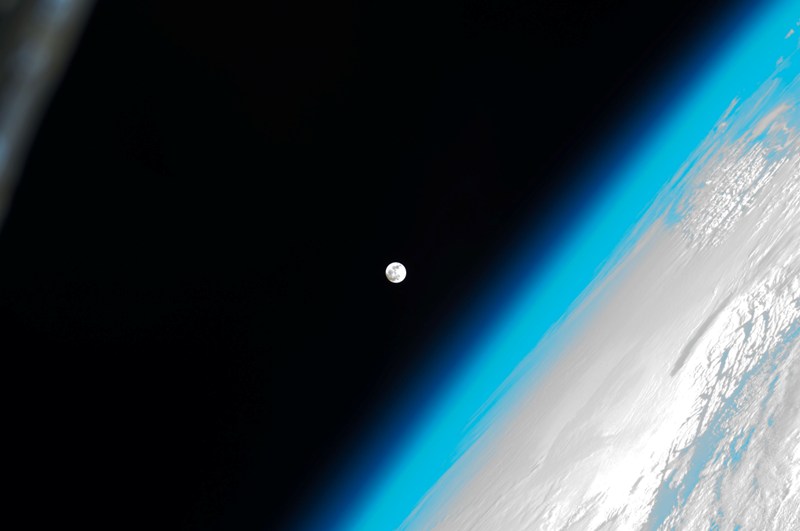ThinBlue-3 iss030e031276.jpg