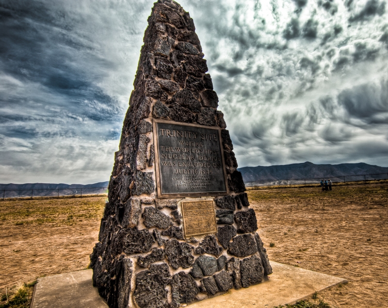 Trinity monument m.jpg