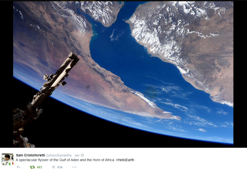 File:@AstroSamantha HelloEarth Jan30,2015.png