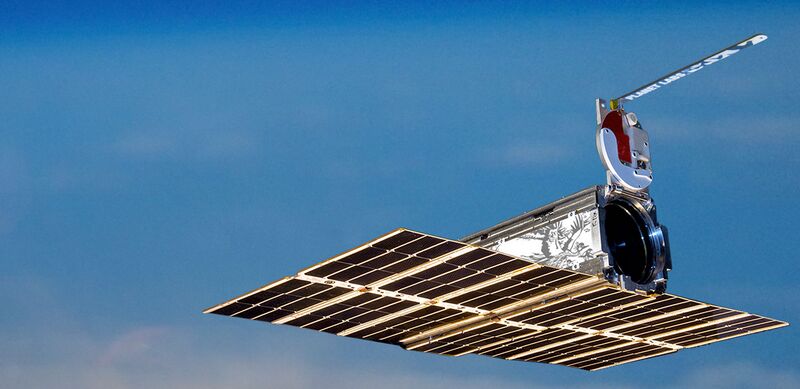 File:Dove minisat.jpg